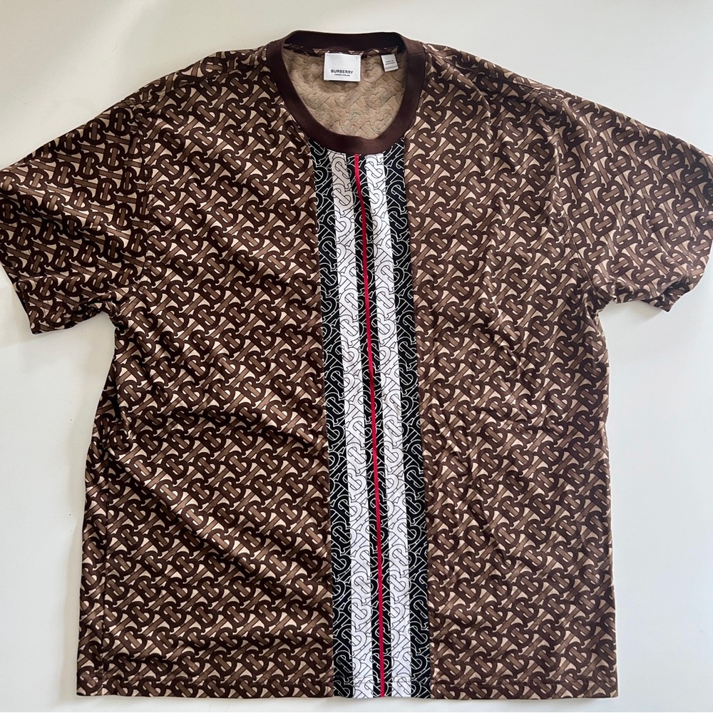 Burberry Men’s logo print tshirt all over pattern in brown, beige, black, white